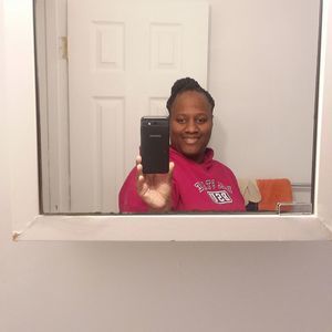 Meet your Posher, Ebony